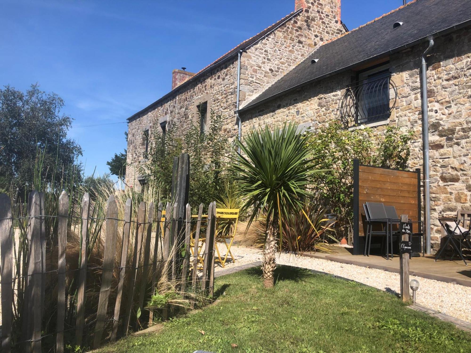 Le Clos De La Moriere Mont-Dol Exterior foto